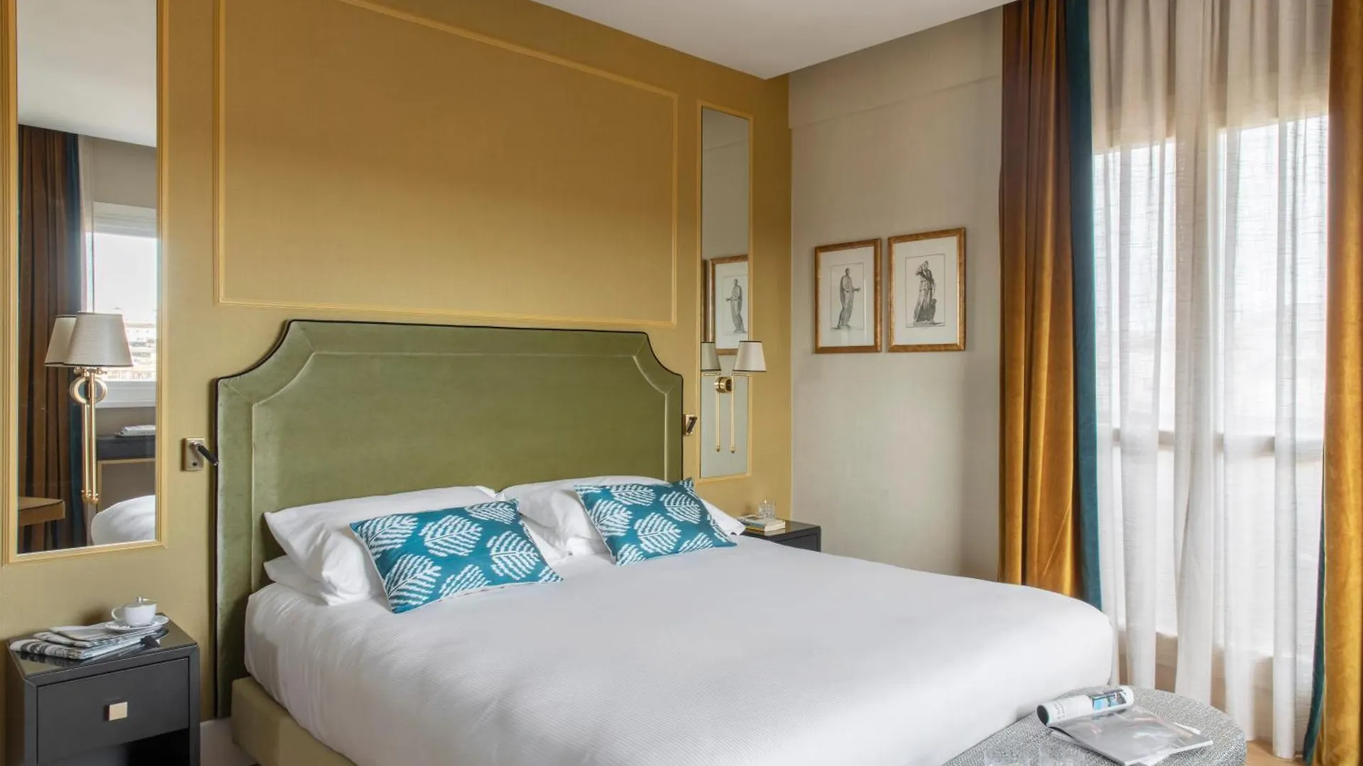 ***  Hotel Adriano Rooftop Rome Italy